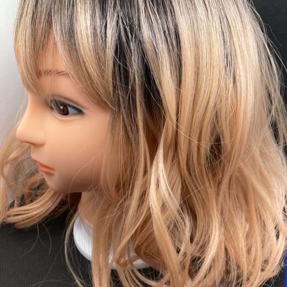 Peach Wig with Air Bangs - Picture 7 of 12